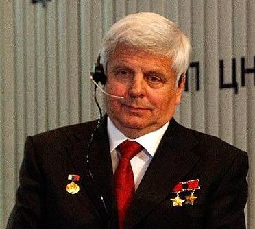 Vladimir_Solovyov_flight_director.jpg